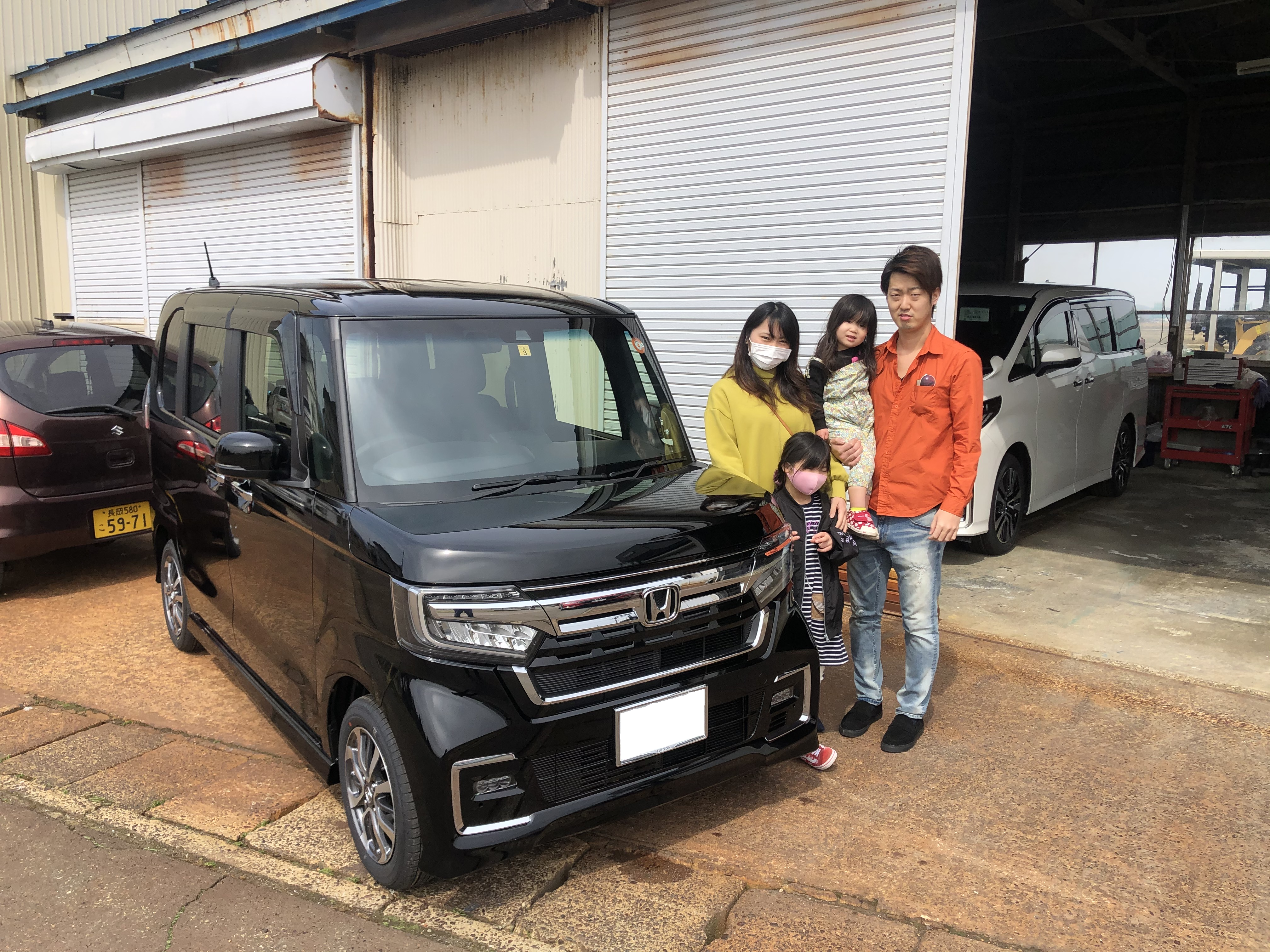 納車式の画像　新潟県長岡市の新車販売なら「ユーストレーディング」へ